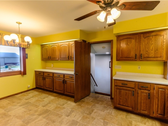 Residentialhouse for sale picture with an address of  22988 County Hwy X  in Cadott and a list price of 275000