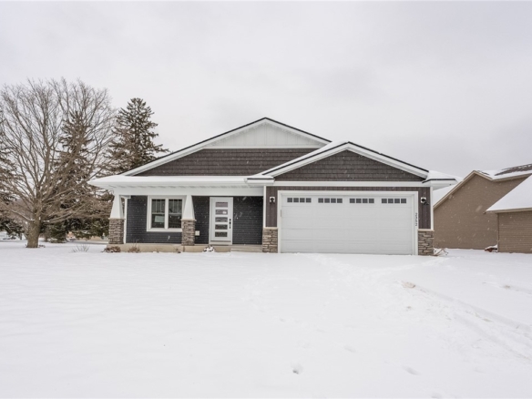 Residentialhouse for sale picture with an address of  2352 St Andrews Drive in Altoona and a list price of 389900