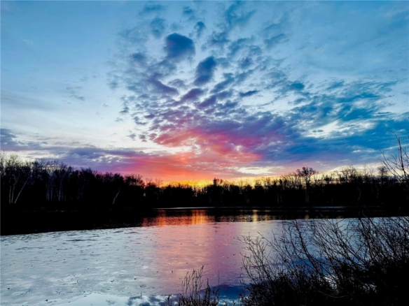 Residentialhouse for sale picture with an address of  2473 27 1/2 Street in Rice Lake and a list price of 330000