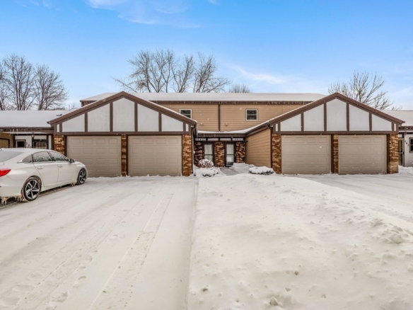 Residentialhouse for sale picture with an address of  249 Pumphouse Road in Chippewa Falls and a list price of 205000