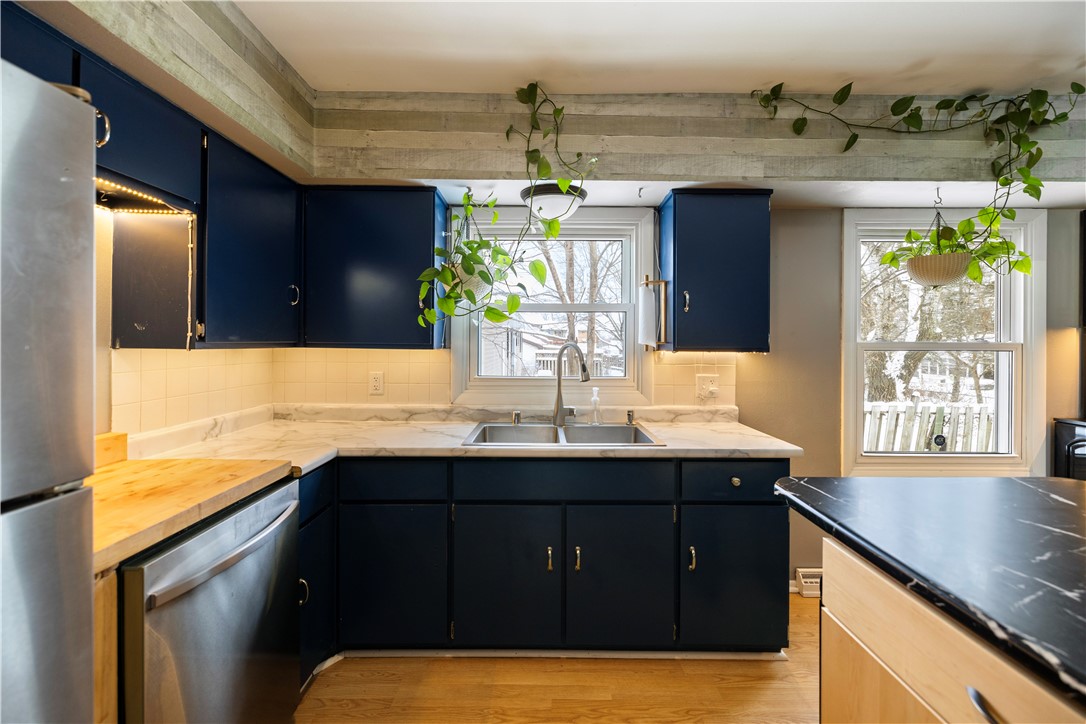 2508-Hamilton-Eau-Claire-WI-54701-2