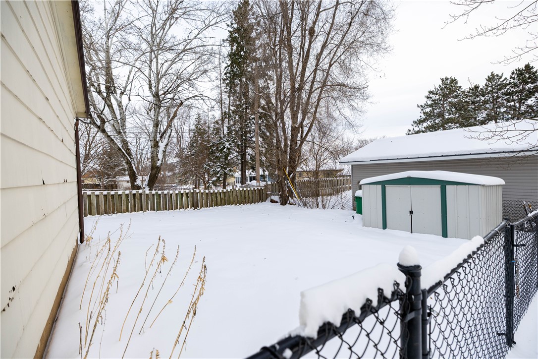 2508-Hamilton-Eau-Claire-WI-54701-8