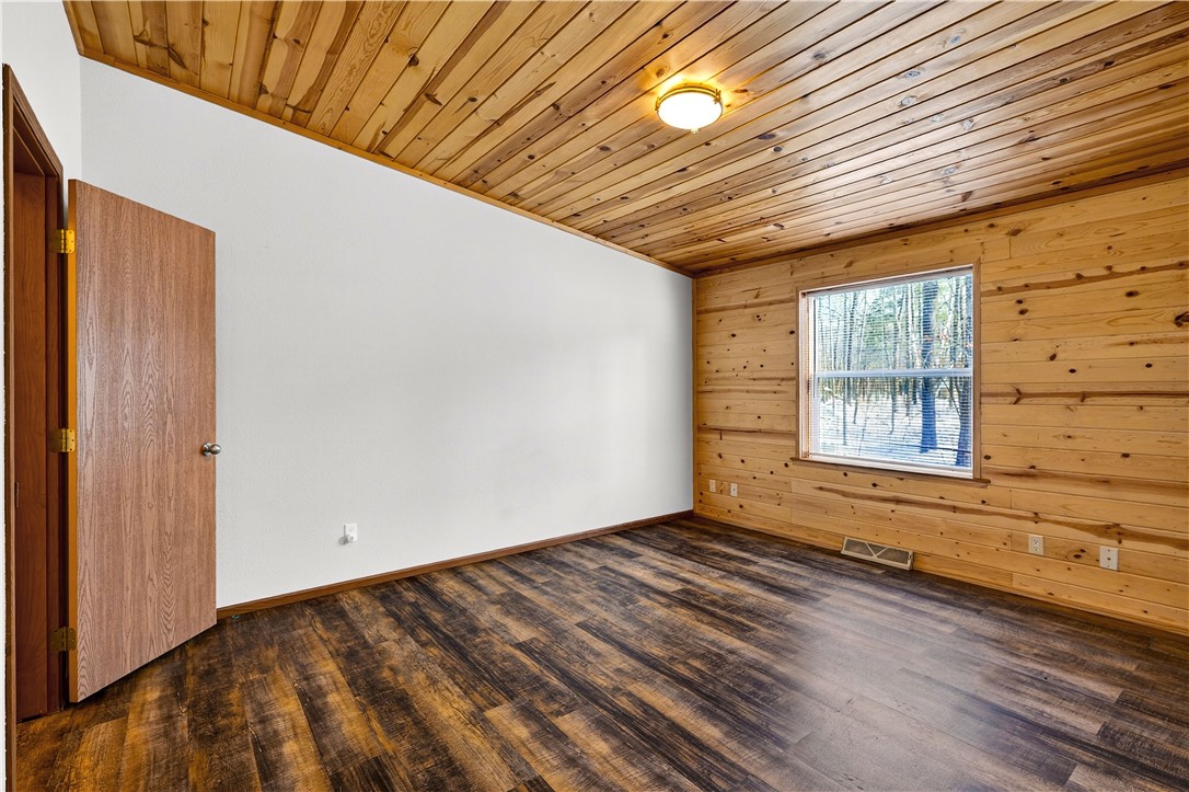 2738 28 3/8 Street, Birchwood, WI — photo 43