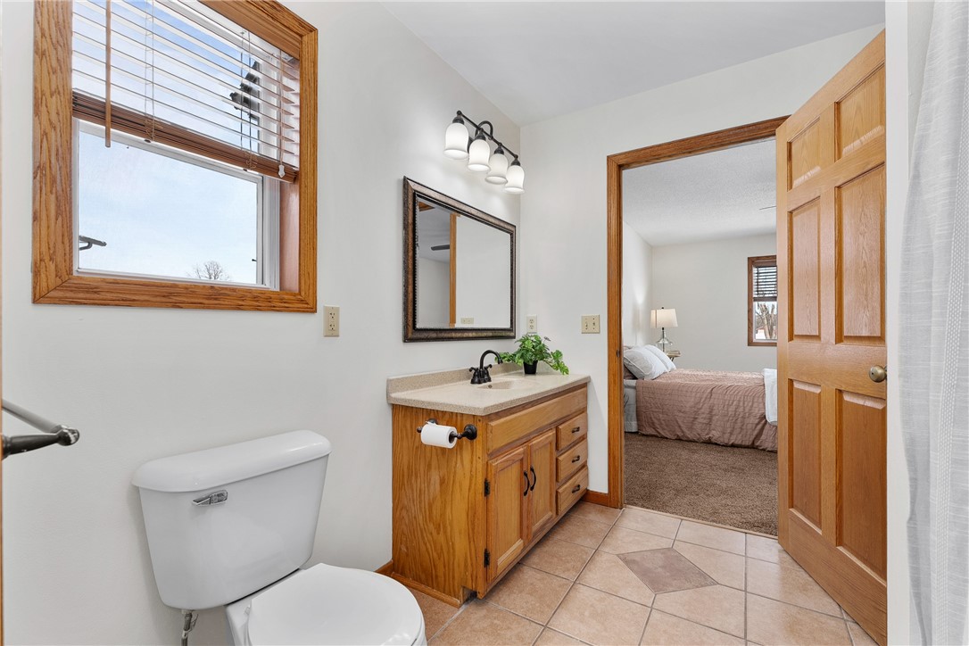 29460-100th-Cadott-WI-54727-2