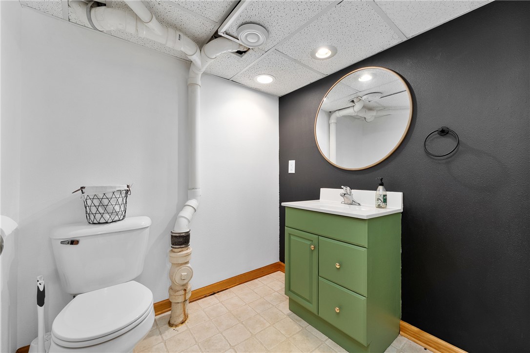 3024-7th-Eau-Claire-WI-54703-5