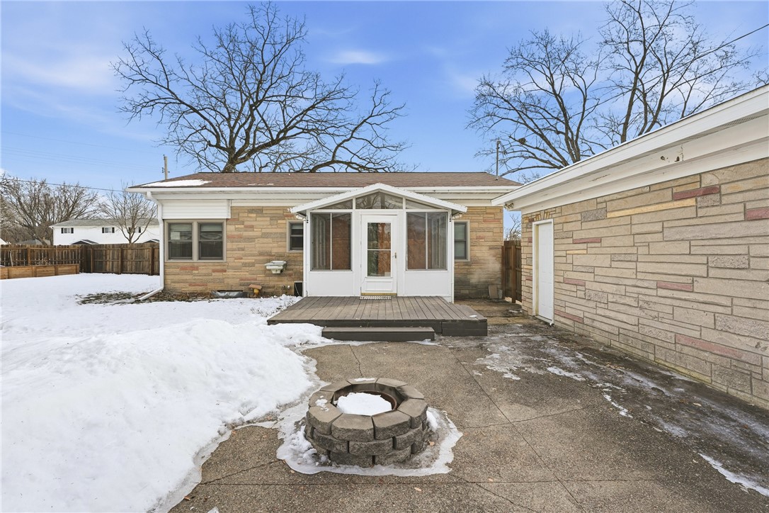 3024-7th-Eau-Claire-WI-54703-8