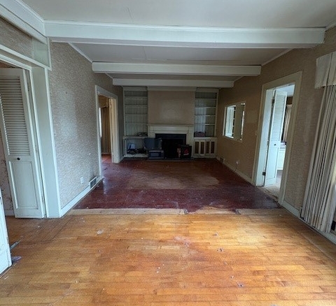 Residentialhouse for sale picture with an address of  306 Main Street in Thorp and a list price of 79900