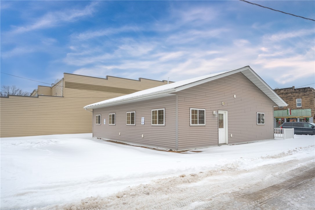 31 S 3rd Street Barron WI 54812 — photo 22