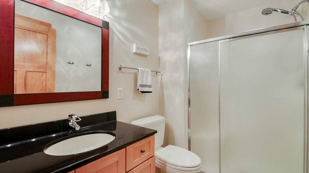 3122-Anric-Eau-Claire-WI-54701-7