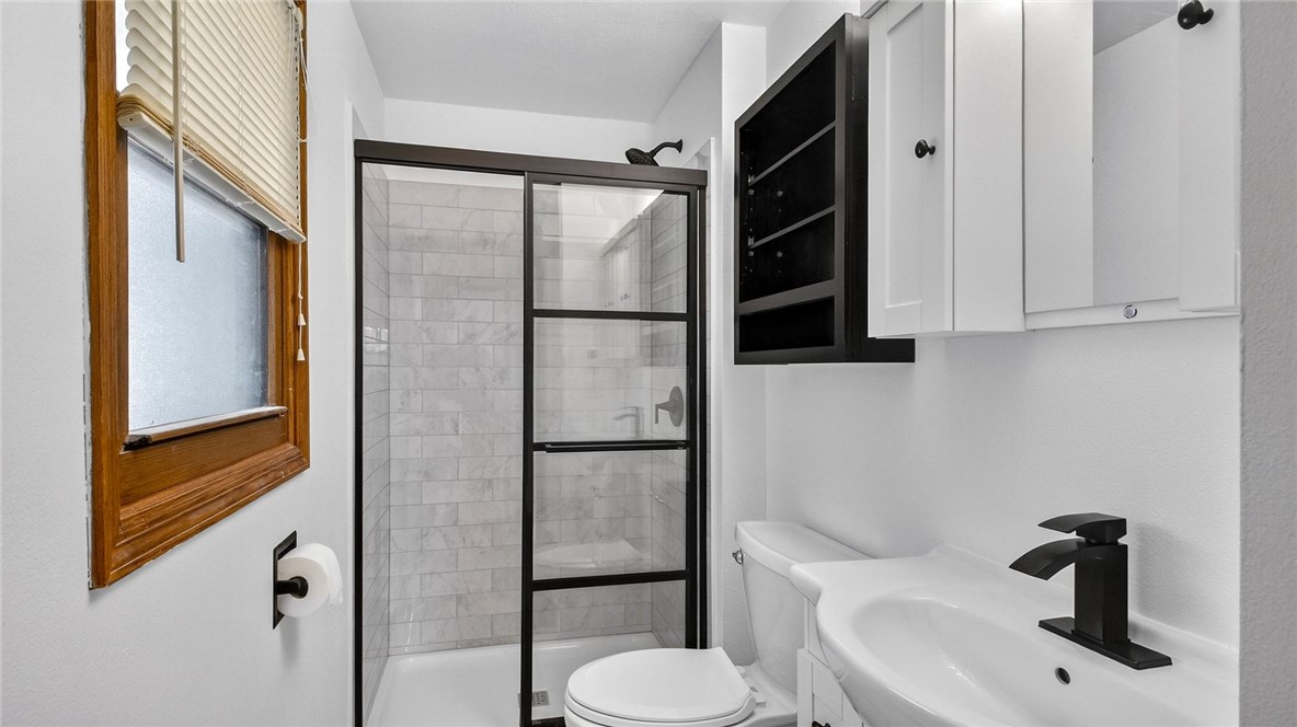 3352-McIvor-Eau-Claire-WI-54701-2