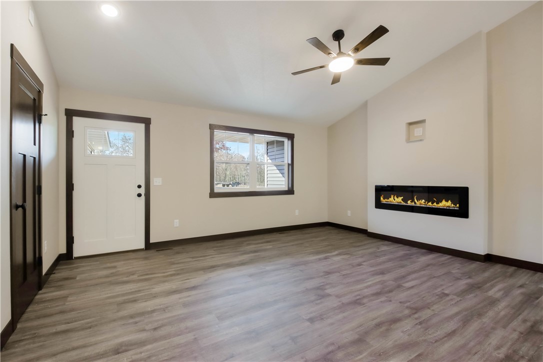 3443-112th-Chippewa-Falls-WI-54729-7