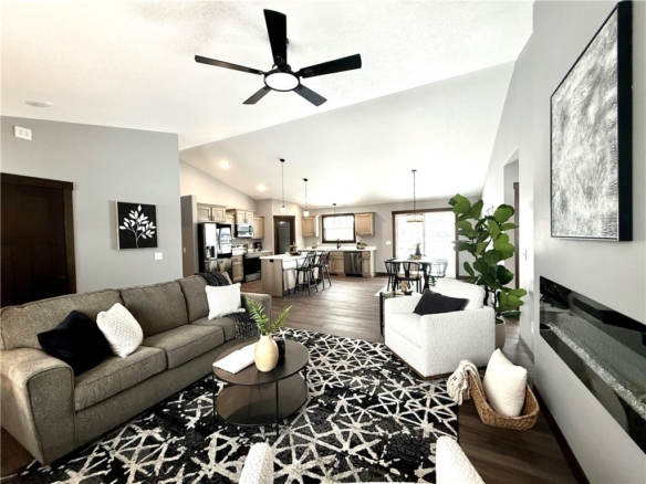 Residentialhouse for sale picture with an address of  3610 113th Street in Chippewa Falls and a list price of 469900