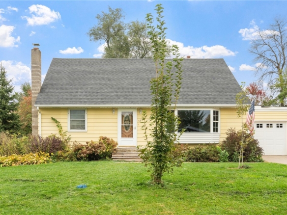 Residentialhouse for sale picture with an address of  368 Young Street in Prescott and a list price of 320000