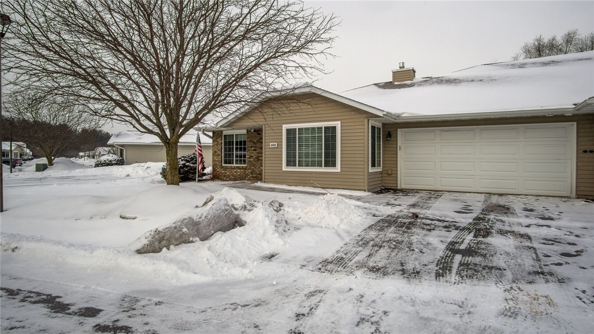 4402-Robin-Meadows-Eau-Claire-WI-54701-6