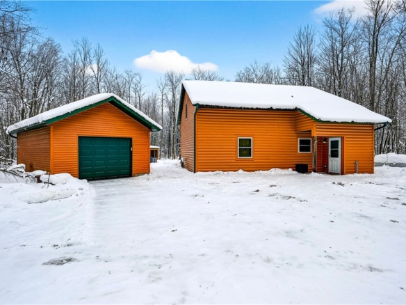 Residentialhouse for sale picture with an address of  4748W Butler Road in Winter and a list price of 314900