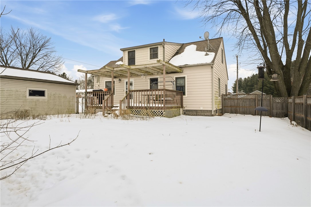 4903-Jeffers-Eau-Claire-WI-54703-8