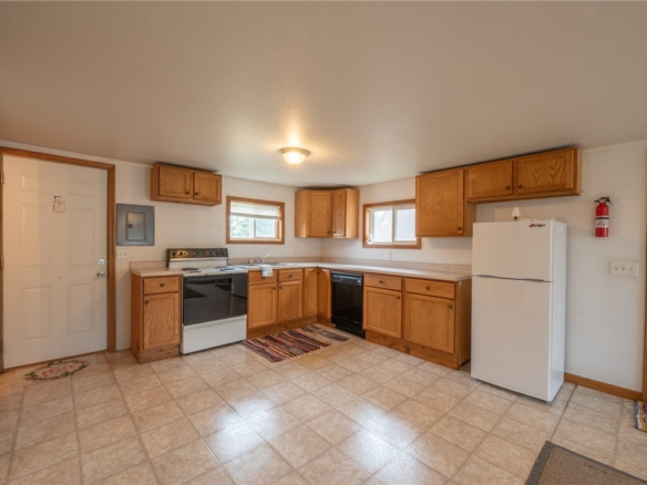 Residentialhouse for sale picture with an address of  5138N Main Street in Winter and a list price of 129000