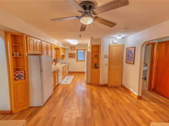 Residentialhouse for sale picture with an address of  525 North Street in Owen and a list price of 235000