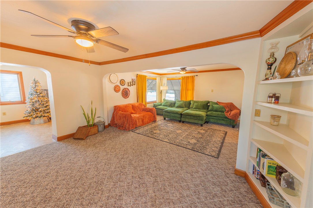 525-North-Owen-WI-54460-2