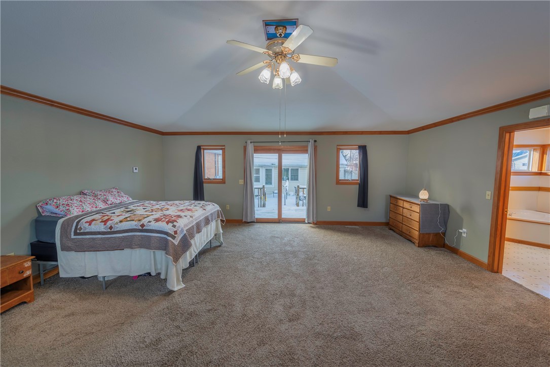 525-North-Owen-WI-54460-4