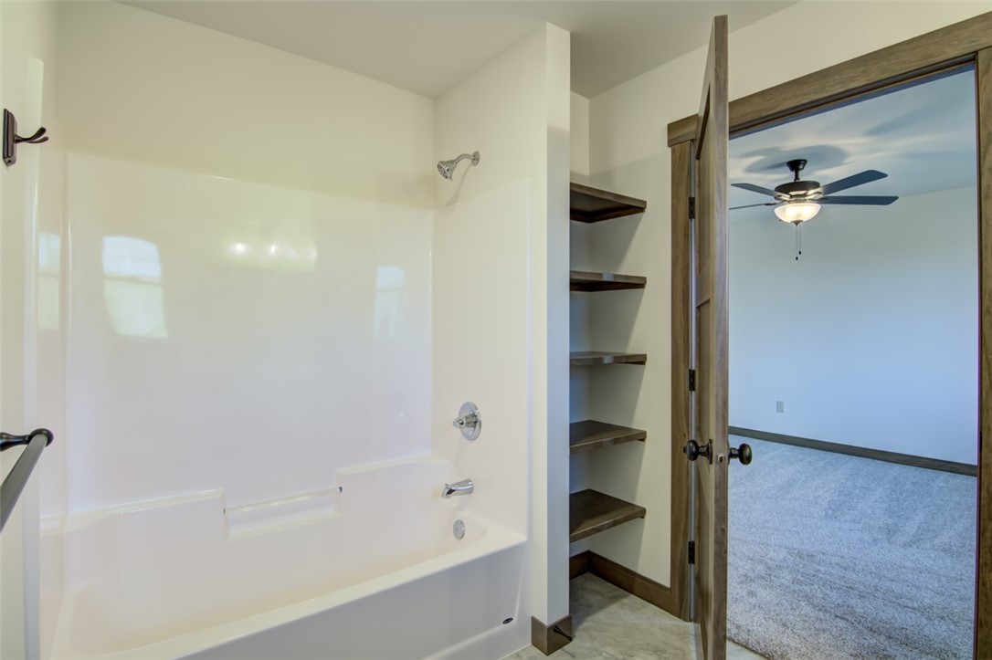 546-Hagman-Eau-Claire-WI-54703-2