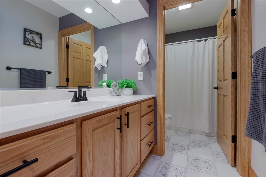 5662-166th-Chippewa-Falls-WI-54729-5