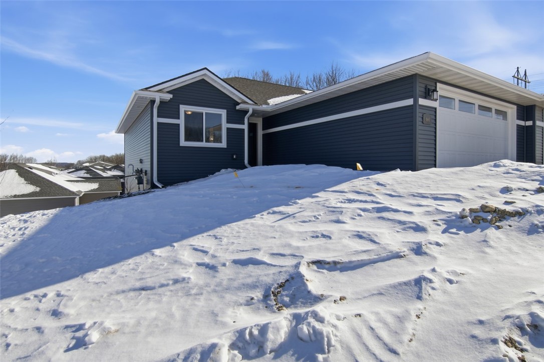 661-Hagman-Eau-Claire-WI-54703-8