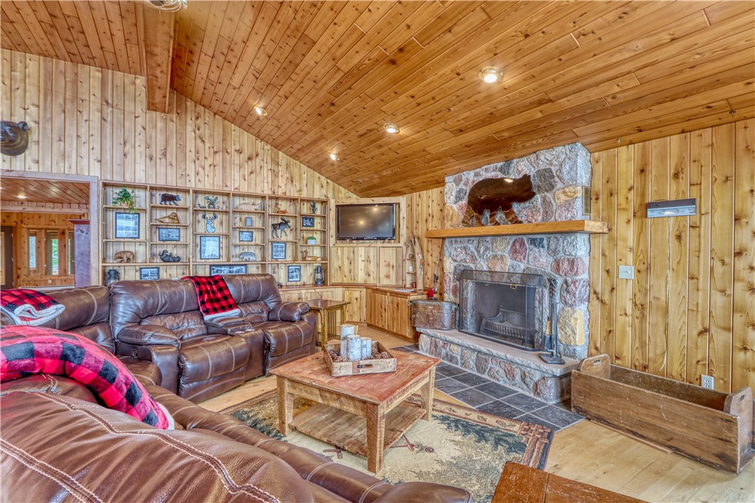 6874N-Victory-Heights-Stone-Lake-WI-54876-1