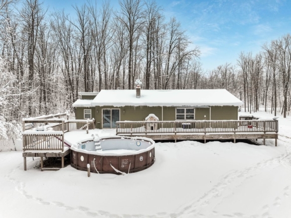 Residentialhouse for sale picture with an address of  7719 Wears Road in Catawba and a list price of 220000