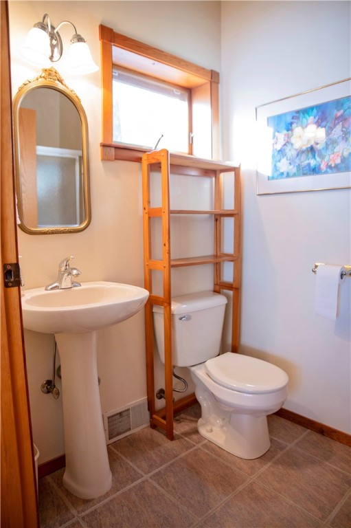 8749-164th-Chippewa-Falls-WI-54729-5