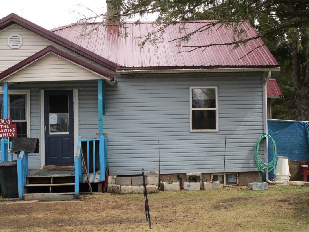 904 Washington Street, Hawkins, WI — photo 2