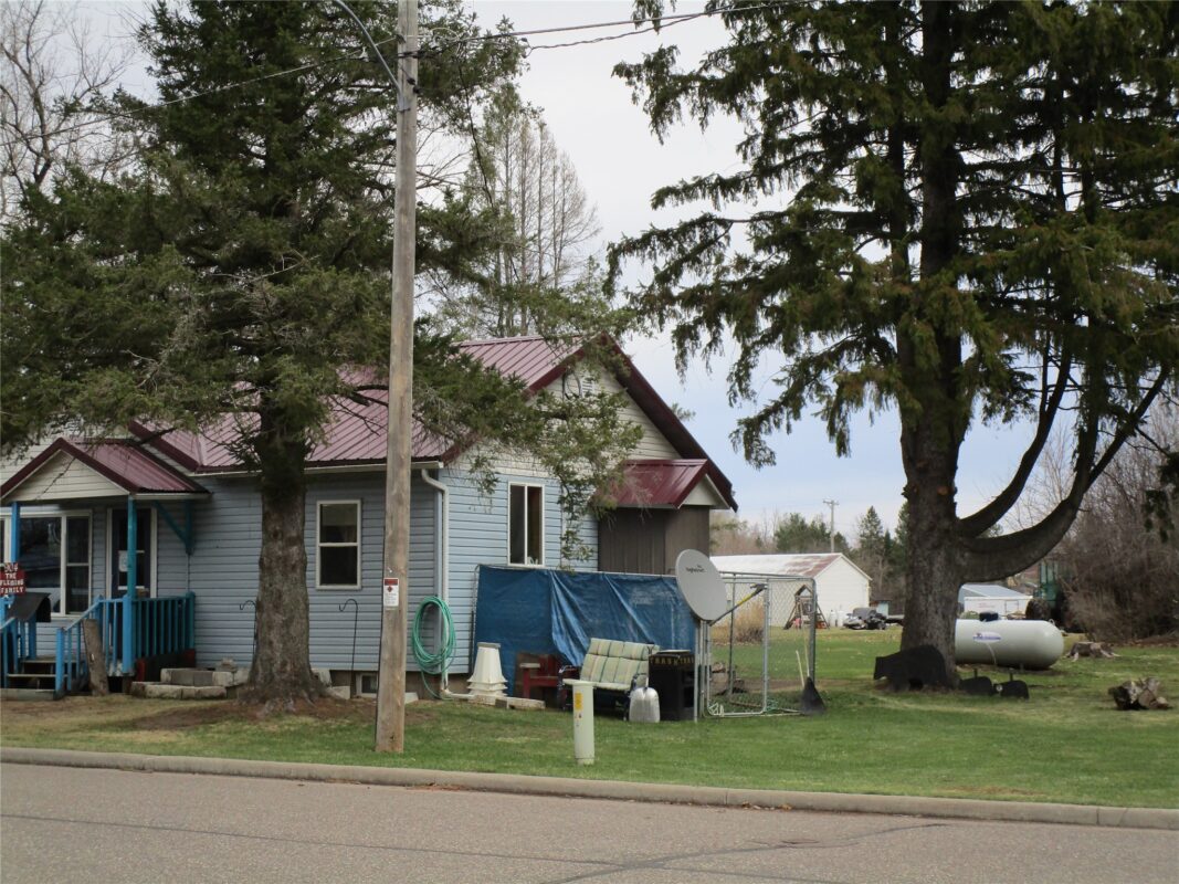 904 Washington Street, Hawkins, WI — photo 4