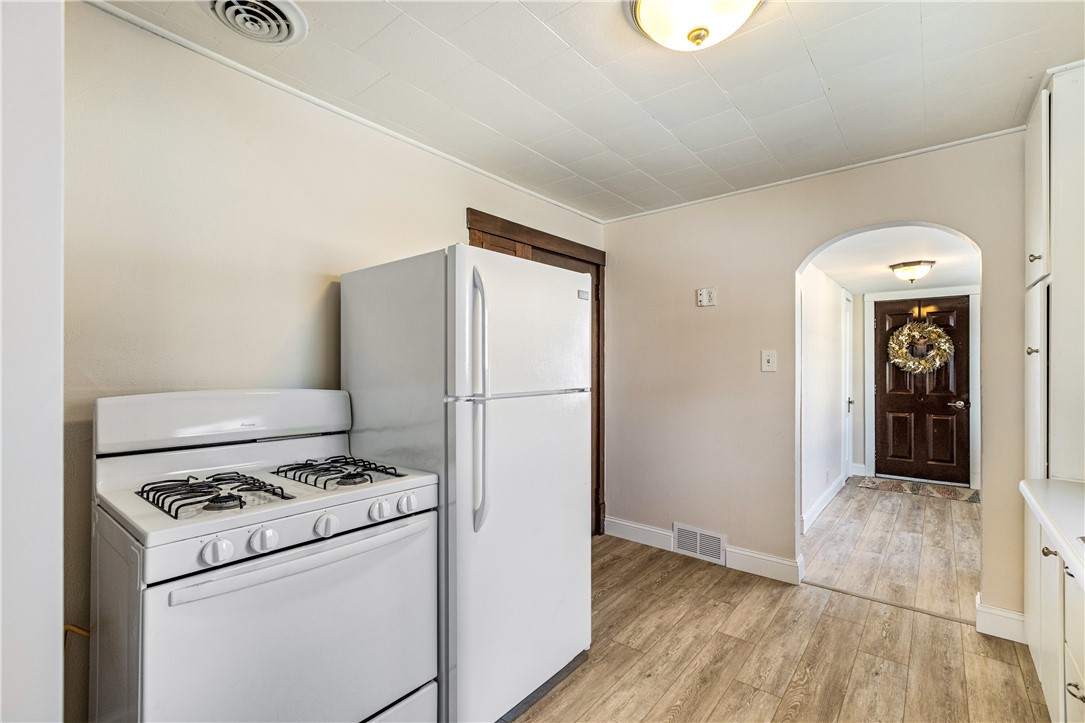 924-James-Eau-Claire-WI-54703-3