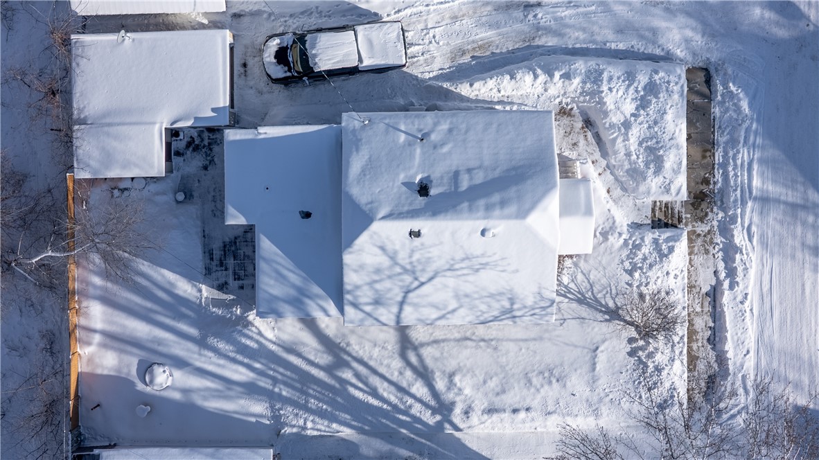 924-James-Eau-Claire-WI-54703-9