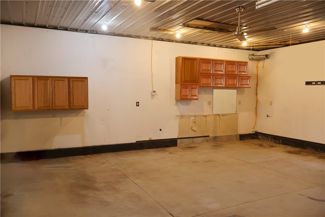 S220-Glade-Spring-Valley-WI-54767-8