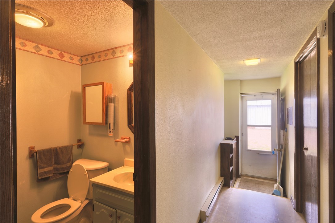 W1080-County-Road-A-Mondovi-WI-54755-4