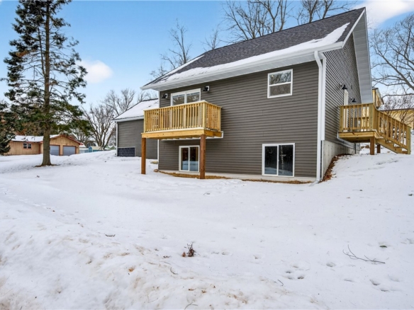 Residentialhouse for sale picture with an address of  101 7th Avenue in Shell Lake and a list price of 304900