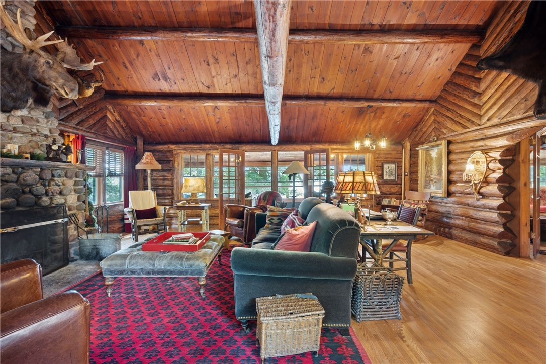 10472-Murphy-Hayward-WI-54843-1