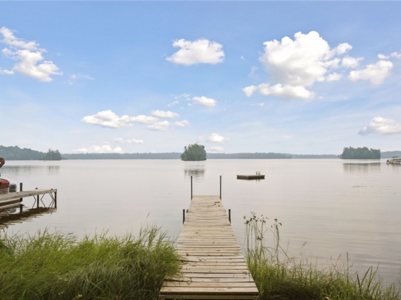 Residentialhouse for sale picture with an address of  10472 Murphy Boulevard in Hayward and a list price of 1695000