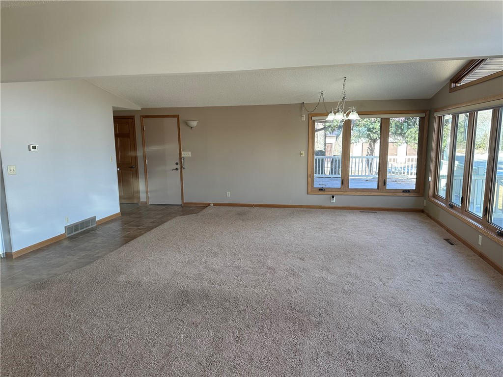 10511-147th-Chippewa-Falls-WI-54729-2