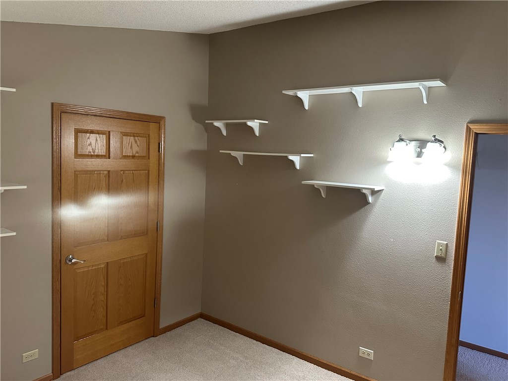 10511-147th-Chippewa-Falls-WI-54729-4