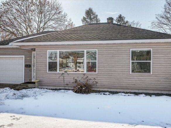 109 Polk Avenue Eau Claire WI 54701 — photo 1
