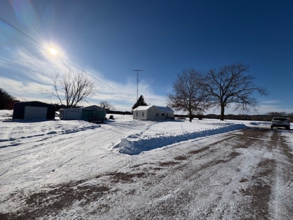 Residentialhouse for sale picture with an address of  115 Peterson Road in Hixton and a list price of 99900