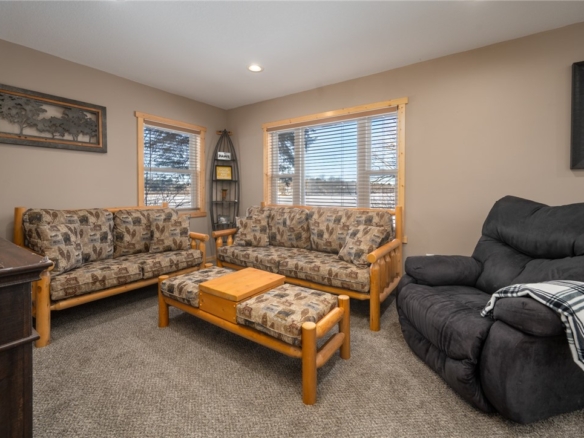 Residentialhouse for sale picture with an address of  11512 Stillson Road in Luck and a list price of 419000