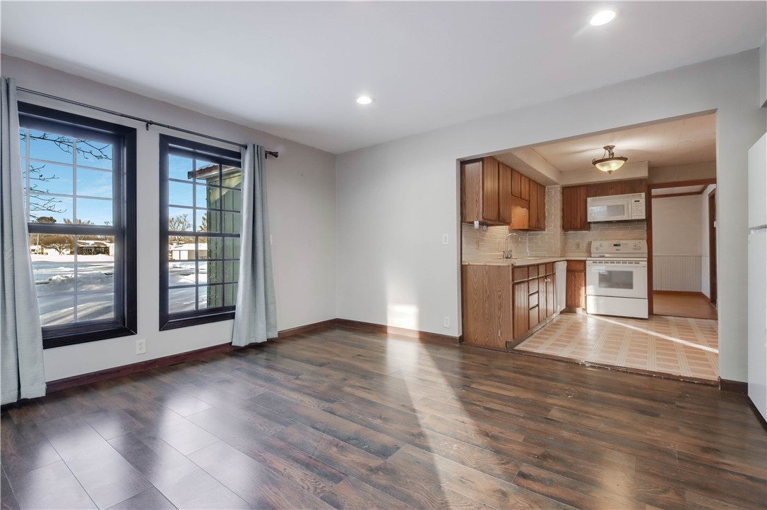 1155-Mansfield-Chippewa-Falls-WI-54729-5