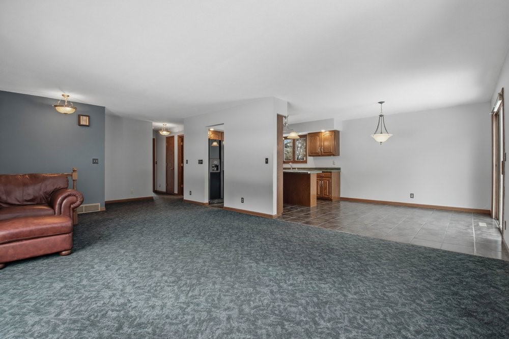 12250-Cty-Q-Bloomer-WI-54724-6