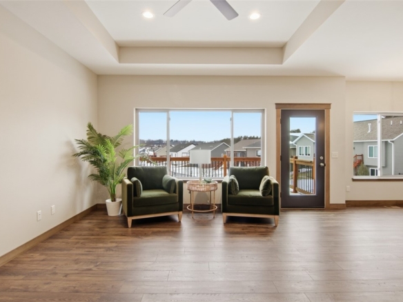 Residentialhouse for sale picture with an address of  1276 Pebble Beach Drive in Altoona and a list price of 442500