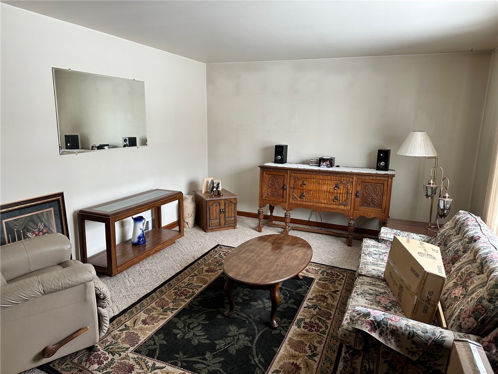 13119-7th-Osseo-WI-54758-4