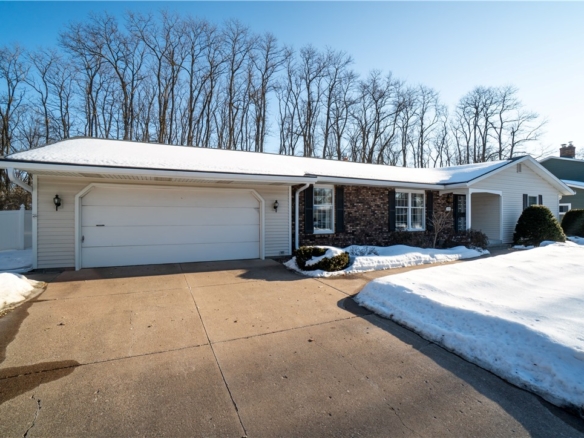 Residentialhouse for sale picture with an address of  1323 Nixon Avenue in Eau Claire and a list price of 385000