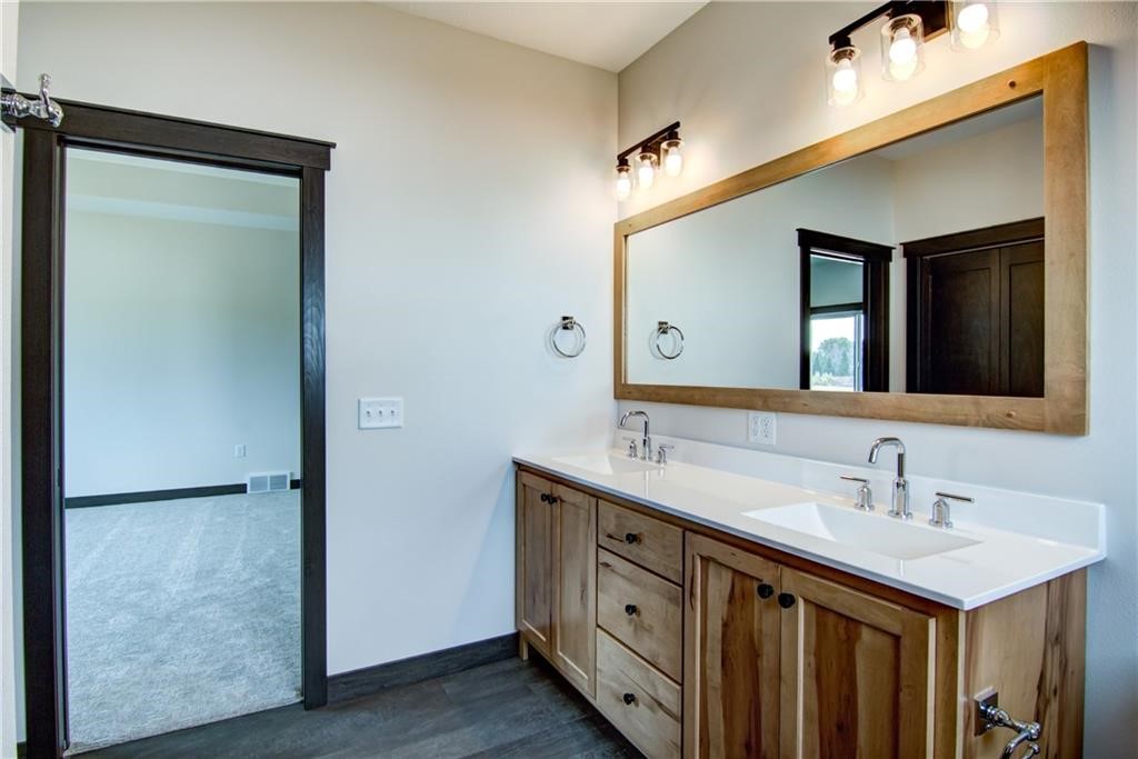 14075-42nd-Chippewa-Falls-WI-54729-6